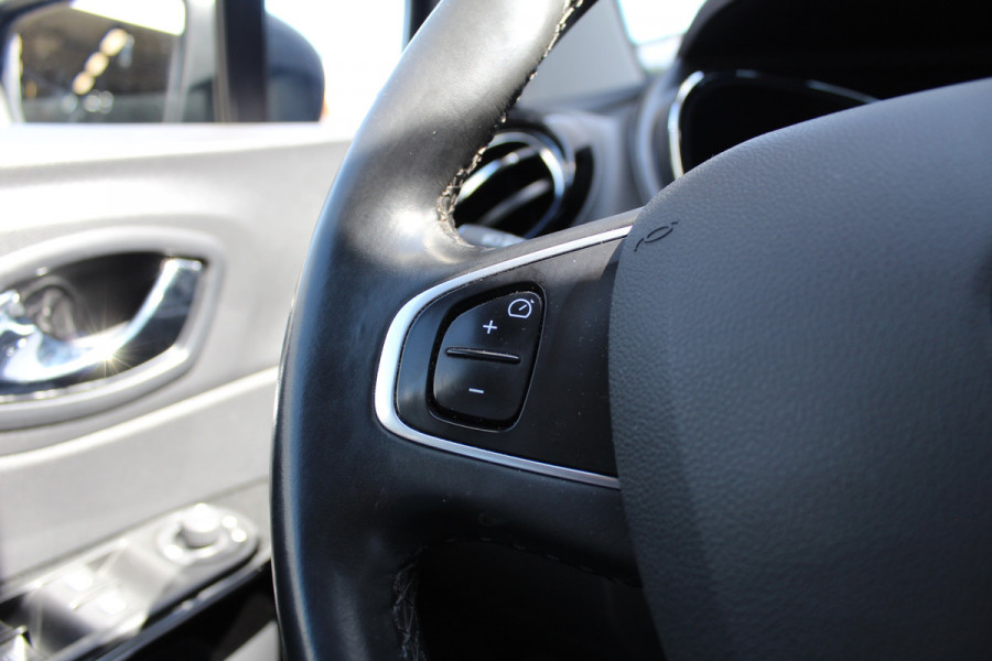 Renault Captur 1.2 TCe 120PK Xmod | 1e Eigenaar | Origin NL | Trekhaak | Navigatie | Camera | Leder