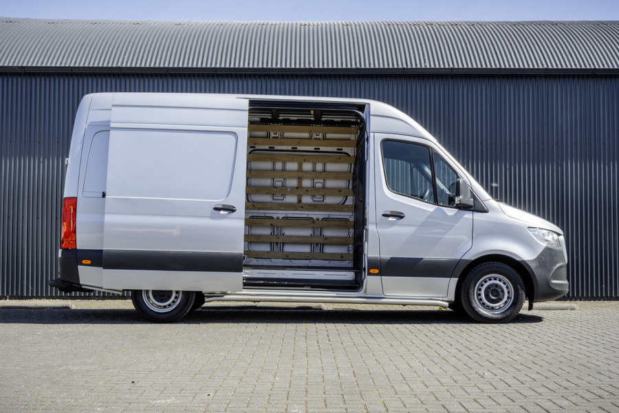 Mercedes-Benz Sprinter 316 CDI L2H2 | Automaat | 164PK | 3.5T Trekgewicht | Camera | CarPlay | Mbux | Navi | Climate | Cruise | Euro 6