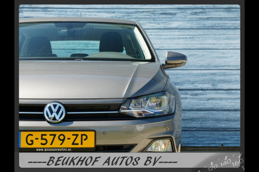 Volkswagen Polo 1.0 TSI Business Parkeersensor Navi Carplay