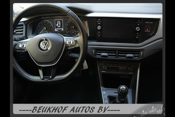Volkswagen Polo 1.0 TSI Business Parkeersensor Navi Carplay