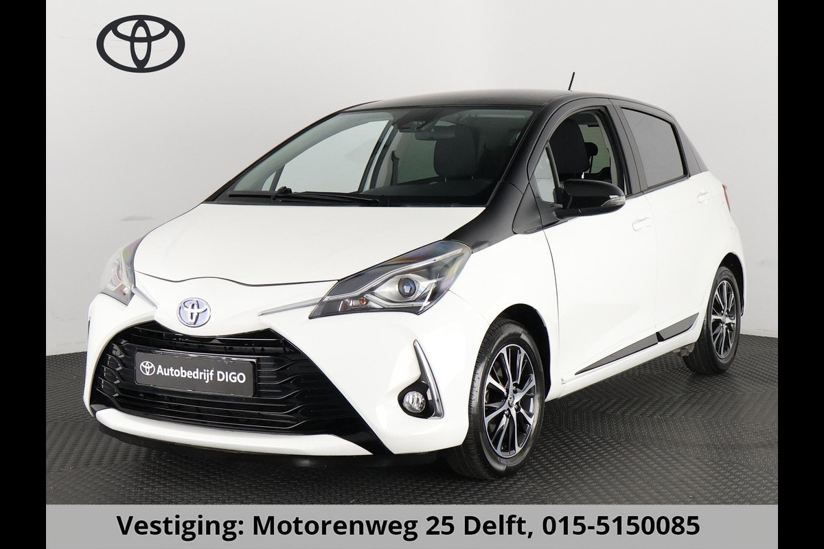 Toyota Yaris 1.5 HYBRID DESIGN SPORT BI-TONE AUTOMAAT CLOUD NAVIGATIE. BIJNA 2020.CAMERA. GARANTIE TOT 2030