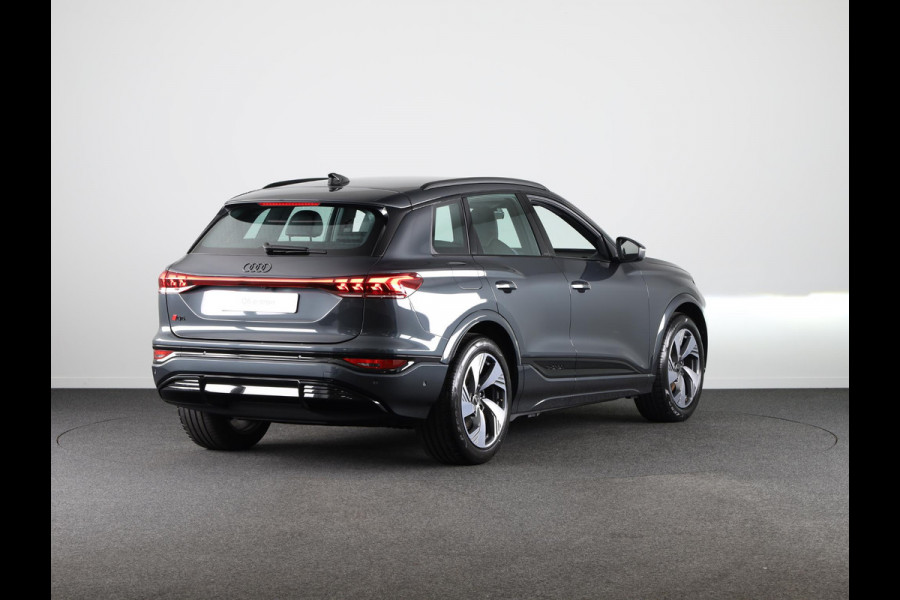 Audi Q6 S edition performance 100 kWh adaptive air suspension, oled achterlichten
