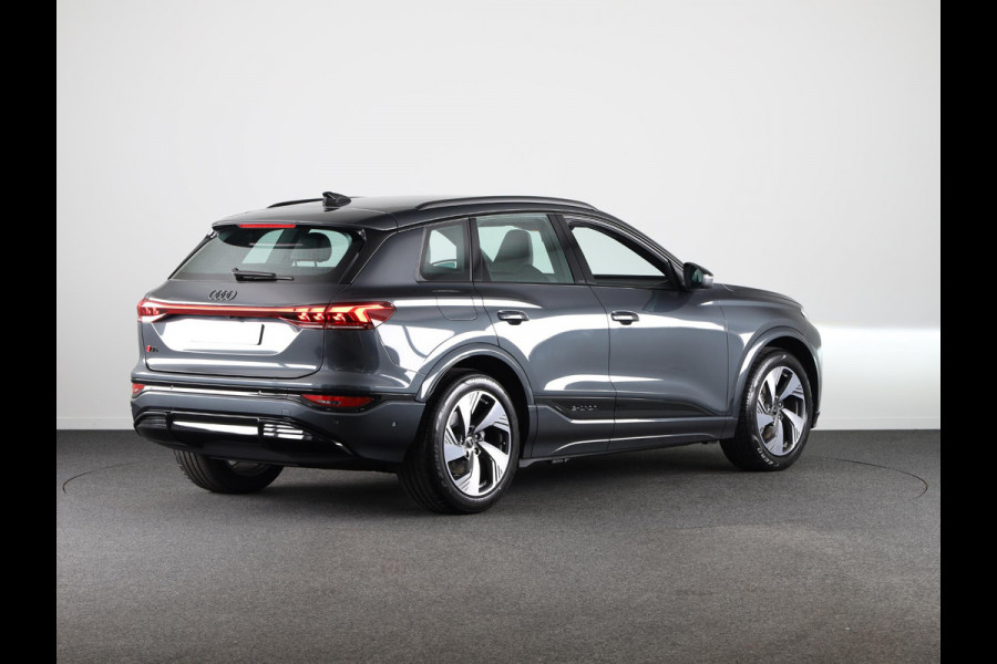 Audi Q6 S edition performance 100 kWh adaptive air suspension, oled achterlichten