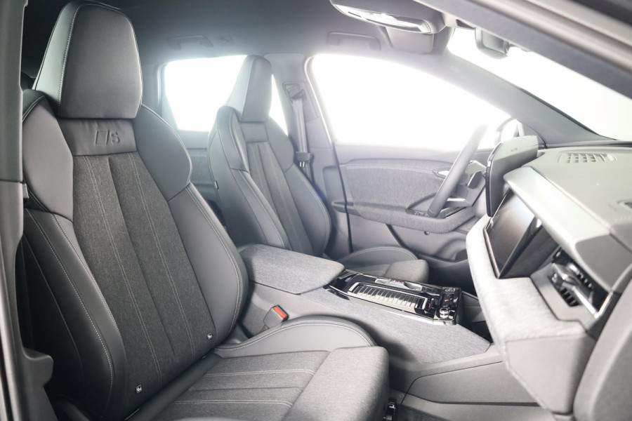 Audi Q6 S edition performance 100 kWh adaptive air suspension, oled achterlichten