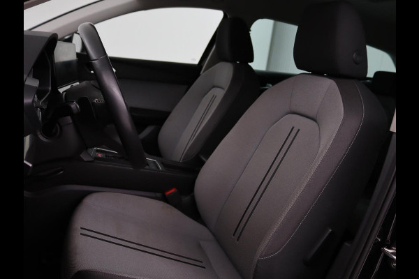 Seat Leon 1.5 eTSI Style | Stoel & stuurverwarming | Carplay | Navigatie | Full LED | Climate control | Parkeerhulp | Cruise control