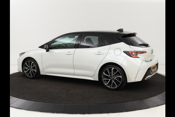 Toyota Corolla 2.0 Hybrid GR-Sport | Stoel & stuurverwarming | Camera | Adaptive cruise | Sportstoelen | Park Assist | Half leder | Full LED | Keyless