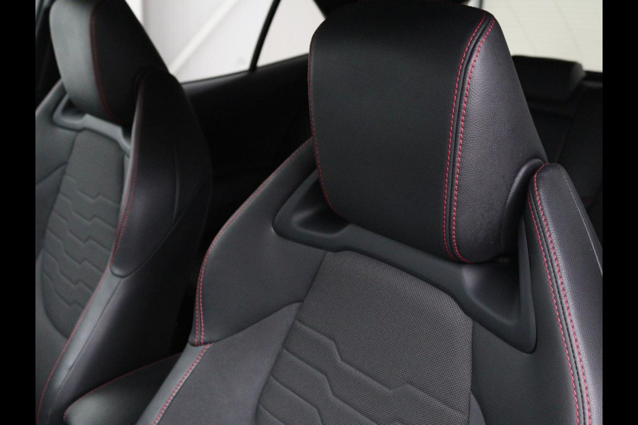 Toyota Corolla 2.0 Hybrid GR-Sport | Stoel & stuurverwarming | Camera | Adaptive cruise | Sportstoelen | Park Assist | Half leder | Full LED | Keyless