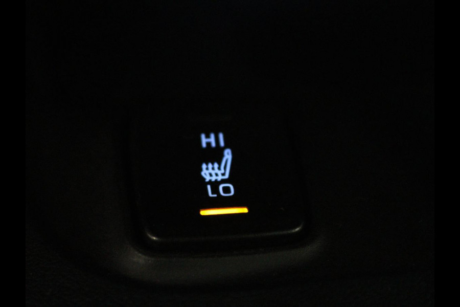 Toyota Corolla 2.0 Hybrid GR-Sport | Stoel & stuurverwarming | Camera | Adaptive cruise | Sportstoelen | Park Assist | Half leder | Full LED | Keyless