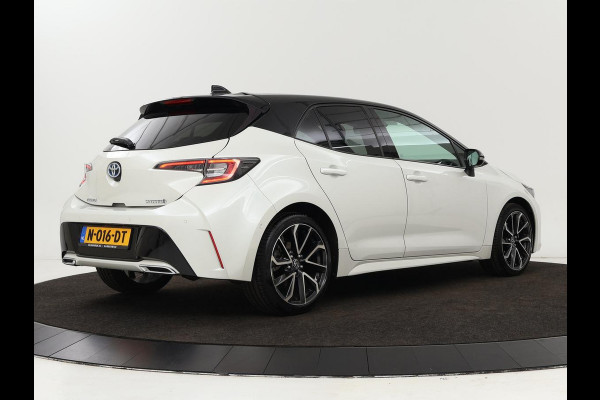 Toyota Corolla 2.0 Hybrid GR-Sport | Stoel & stuurverwarming | Camera | Adaptive cruise | Sportstoelen | Park Assist | Half leder | Full LED | Keyless