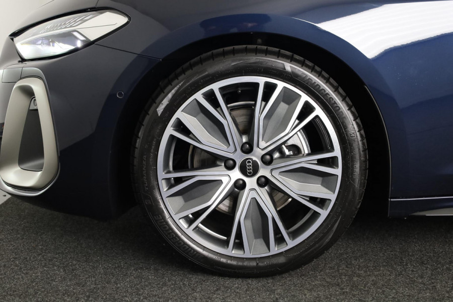 Audi A5 2.0 TFSI edition one S-edition, optiekpakket zwart, matrix-led koplampen, MMI bijrijdersscherm, omgevingscamara's, adaptive cruise control