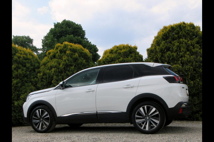 Peugeot 3008 1.2 PureTech Allure Automaat*Navi*Trekhaak*