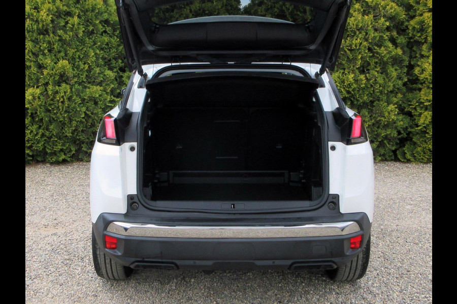 Peugeot 3008 1.2 PureTech Allure Automaat*Navi*Trekhaak*