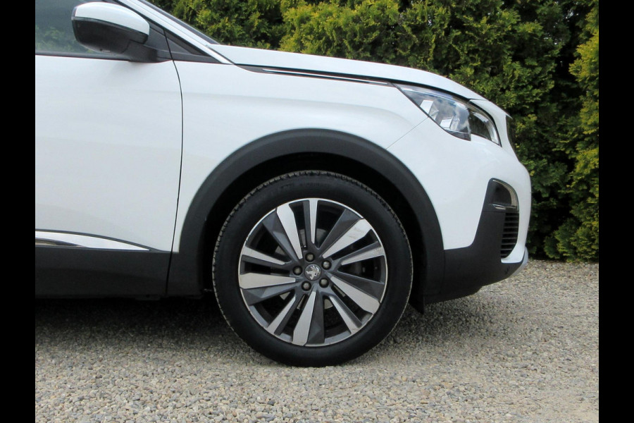 Peugeot 3008 1.2 PureTech Allure Automaat*Navi*Trekhaak*