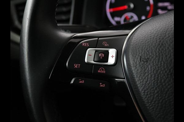Volkswagen Polo 1.0 TSI R Line | Camera | Adaptive cruise | Carplay | Navigatie | Bluetooth | Airco
