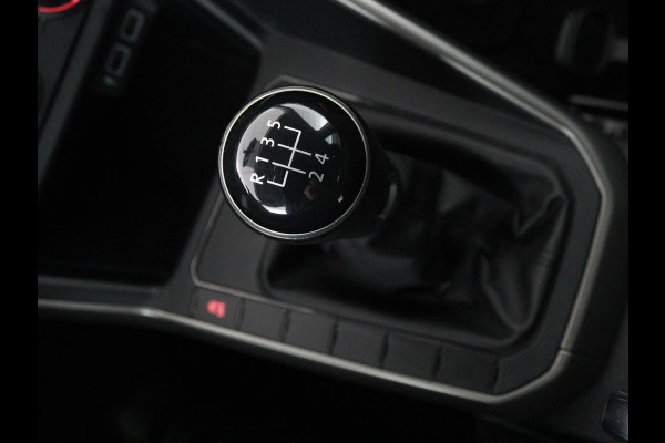 Volkswagen Polo 1.0 TSI R Line | Camera | Adaptive cruise | Carplay | Navigatie | Bluetooth | Airco
