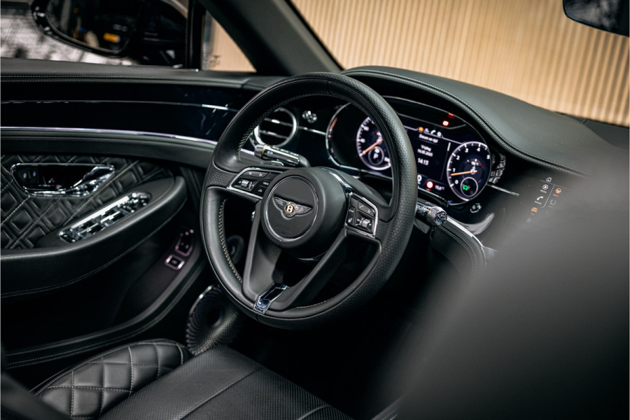 Bentley Continental GTC 6.0 W12 First Edition In topstaat verkerende GTC W12 lage km stand