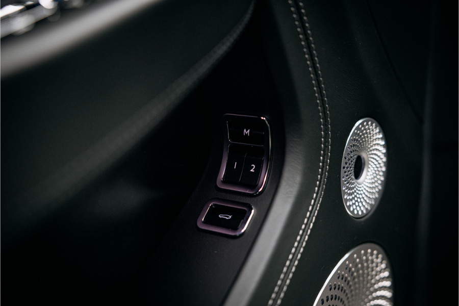 Bentley Continental GTC 6.0 W12 First Edition In topstaat verkerende GTC W12 lage km stand