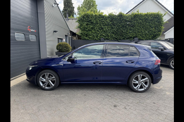 Volkswagen Golf 1.5 TSI Style | Adaptive Cruise Control | Head-Up Display | Massage | DAB | Parkeersensoren |