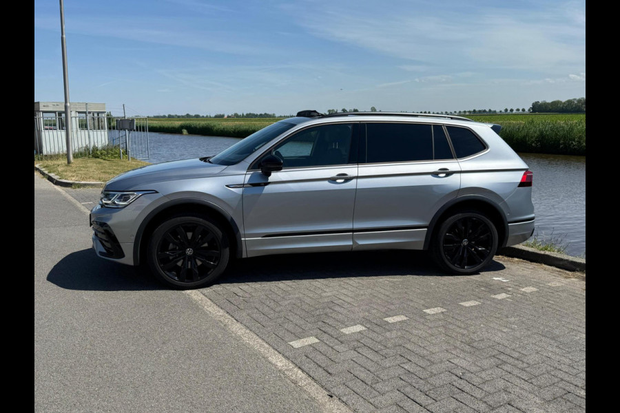 Volkswagen Tiguan 2.0 TSI 4Motion R-Line/Blackline Edition werkelijk alle opties !!.