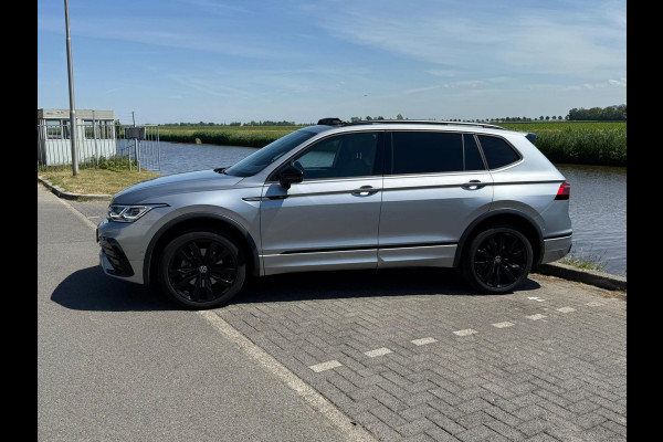 Volkswagen Tiguan 2.0 TSI 4Motion R-Line/Blackline Edition werkelijk alle opties !!.