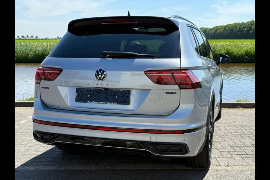 Volkswagen Tiguan 2.0 TSI 4Motion R-Line/Blackline Edition werkelijk alle opties !!.