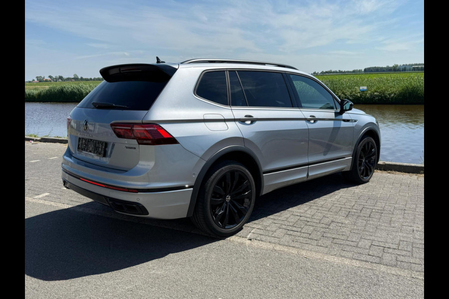 Volkswagen Tiguan 2.0 TSI 4Motion R-Line/Blackline Edition werkelijk alle opties !!.