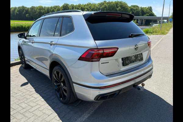 Volkswagen Tiguan 2.0 TSI 4Motion R-Line/Blackline Edition werkelijk alle opties !!.