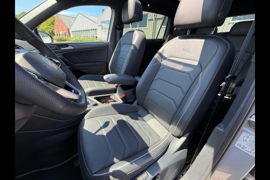 Volkswagen Tiguan 2.0 TSI 4Motion R-Line/Blackline Edition werkelijk alle opties !!.