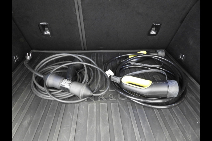 Lynk & Co 01 1.5 PHEV BlackLine NAVI/360CAM/SCHUIFDAK/LED/20"LMV!