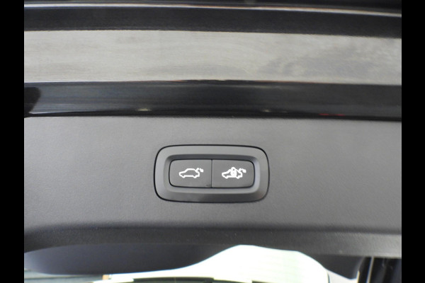 Lynk & Co 01 1.5 PHEV BlackLine NAVI/360CAM/SCHUIFDAK/LED/20"LMV!