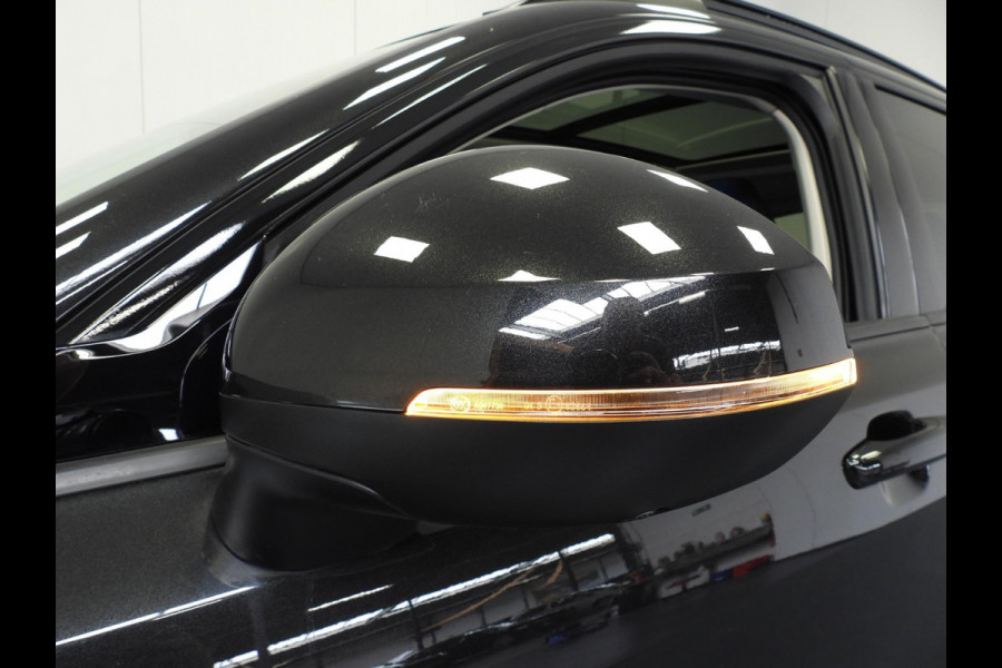 Lynk & Co 01 1.5 PHEV BlackLine NAVI/360CAM/SCHUIFDAK/LED/20"LMV!