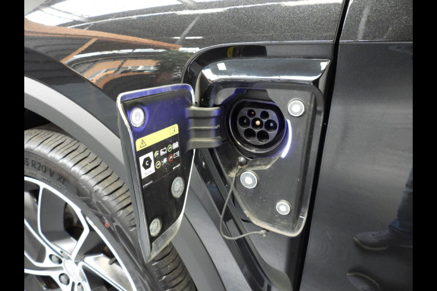 Lynk & Co 01 1.5 PHEV BlackLine NAVI/360CAM/SCHUIFDAK/LED/20"LMV!