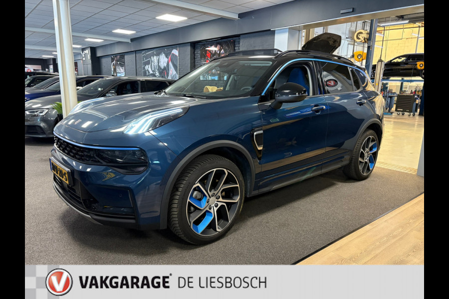 Lynk & Co 01 1.5 modeljaar 2023 prijs rijklaar ! Infinity / 360camera / Panorama-dak / apple carplay