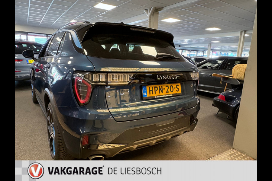 Lynk & Co 01 1.5 modeljaar 2023 prijs rijklaar ! Infinity / 360camera / Panorama-dak / apple carplay