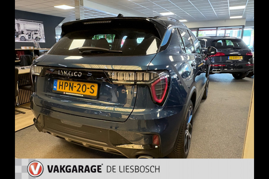 Lynk & Co 01 1.5 modeljaar 2023 prijs rijklaar ! Infinity / 360camera / Panorama-dak / apple carplay
