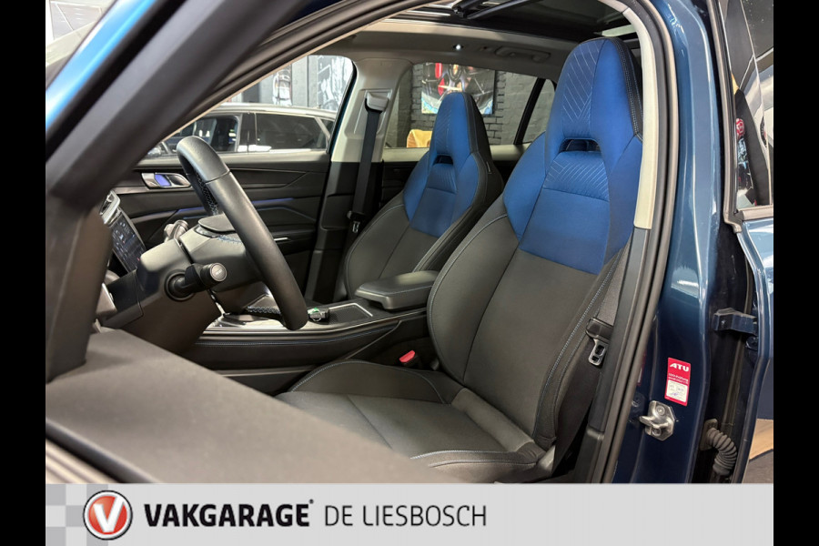 Lynk & Co 01 1.5 modeljaar 2023 prijs rijklaar ! Infinity / 360camera / Panorama-dak / apple carplay