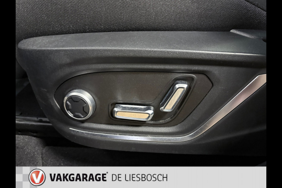 Lynk & Co 01 1.5 modeljaar 2023 prijs rijklaar ! Infinity / 360camera / Panorama-dak / apple carplay