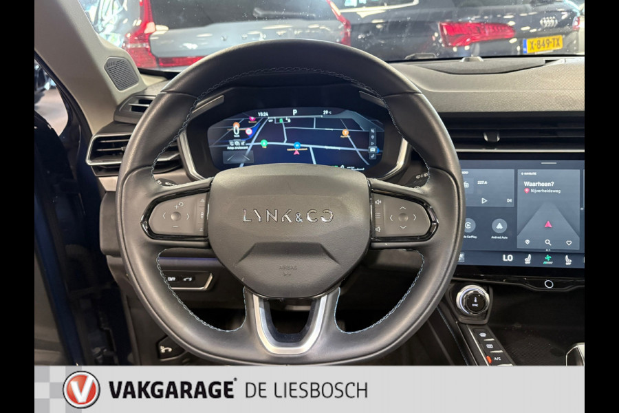 Lynk & Co 01 1.5 modeljaar 2023 prijs rijklaar ! Infinity / 360camera / Panorama-dak / apple carplay
