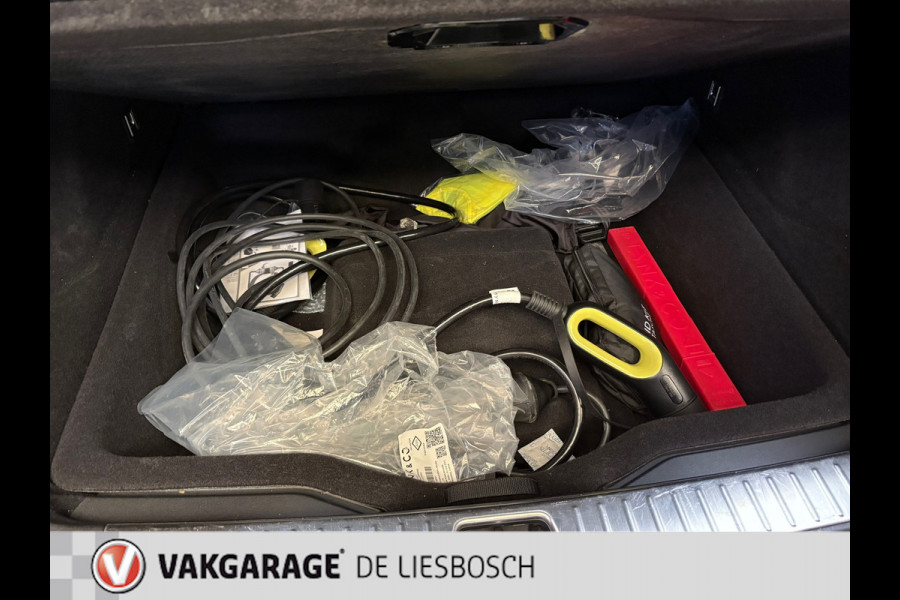 Lynk & Co 01 1.5 modeljaar 2023 prijs rijklaar ! Infinity / 360camera / Panorama-dak / apple carplay