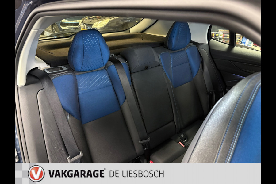 Lynk & Co 01 1.5 modeljaar 2023 prijs rijklaar ! Infinity / 360camera / Panorama-dak / apple carplay