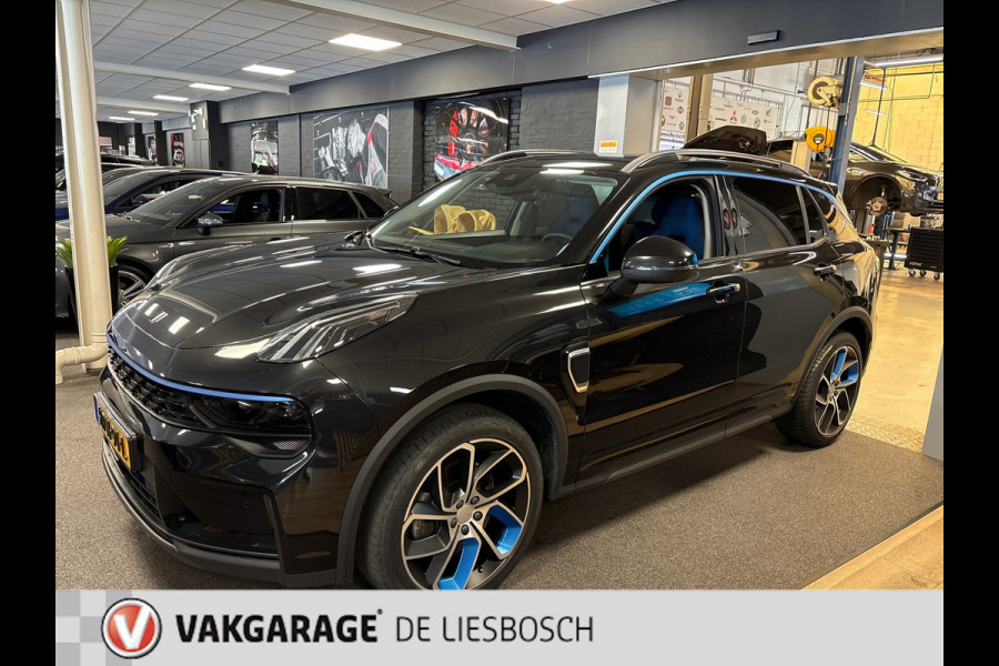 Lynk & Co 01 1.5 modeljaar 2023 prijs rijklaar ! Infinity / 360camera / Panorama-dak / apple carplay