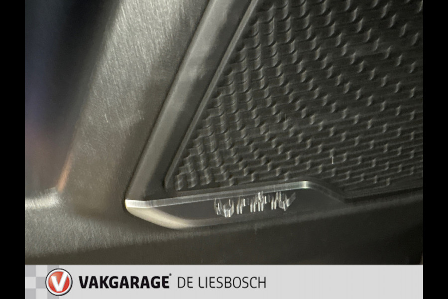 Lynk & Co 01 1.5 modeljaar 2023 prijs rijklaar ! Infinity / 360camera / Panorama-dak / apple carplay