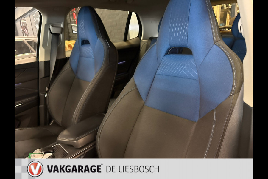 Lynk & Co 01 1.5 modeljaar 2023 prijs rijklaar ! Infinity / 360camera / Panorama-dak / apple carplay