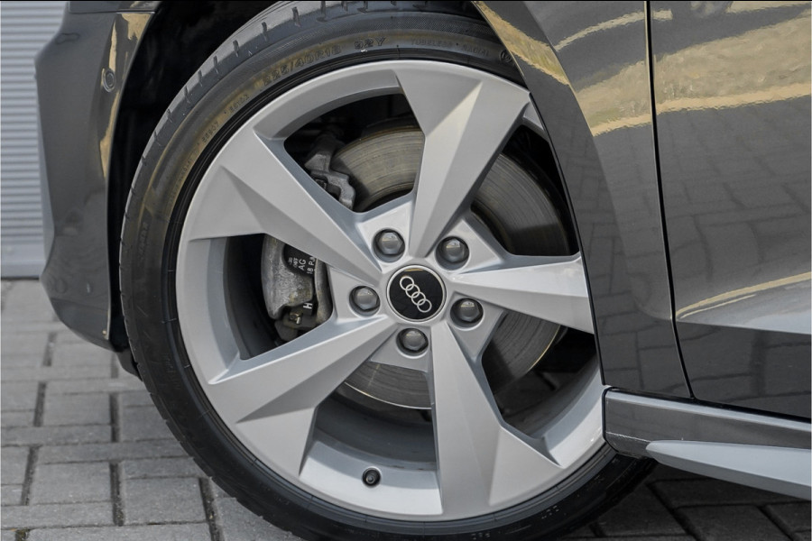 Audi A3 Sportback 35 TFSI S-Edition CarPlay ACC 18 Inch