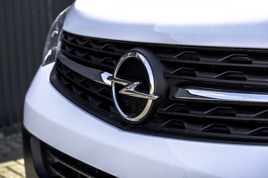 Opel Vivaro **2.0 CDTI L3H1 | 145 PK | Automaat | 6-Zits | Head-up Display | CarPlay | Top conditie | Navigatie | Cruise | Camera | Airco |