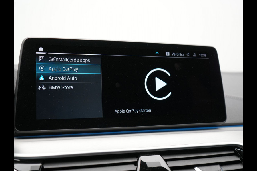 BMW 5 Serie Touring 530e xDrive M-Sport Plug In Hybrid PHEV | Head Up | Laser LED | Trekhaak af Fabriek | Elektrische Lederen Sportstoelen | Sfeerverlichting