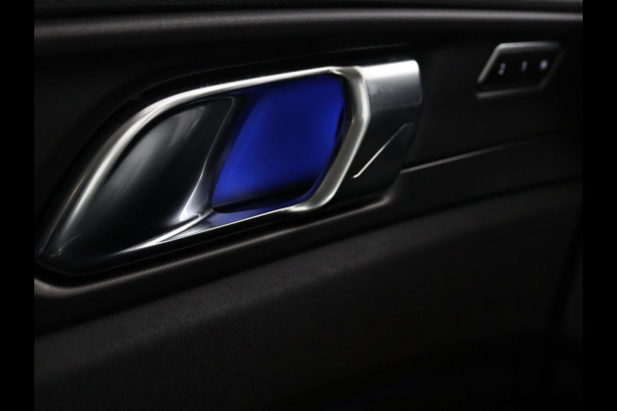 Lynk & Co 01 1.5 Plug In | Panoramadak | Infinity by Harman | Camera | Adaptive cruise | Stoelverwarming | Carplay | Memory | Full LED