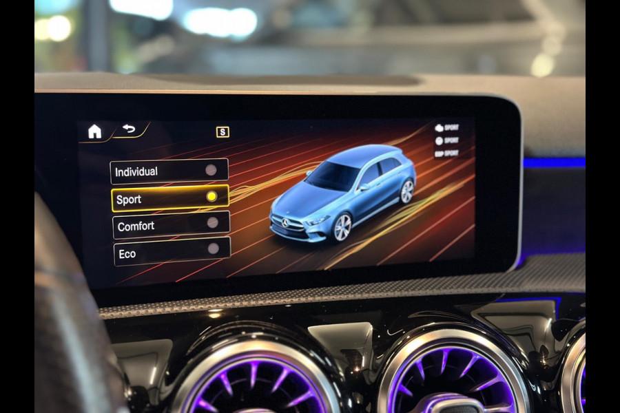 Mercedes-Benz A-Klasse 200|AMG|PANO|SFEER|BOMVOL
