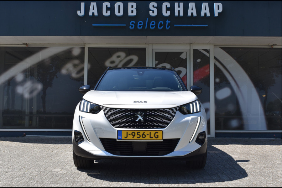 Peugeot e-2008 GT-Line EV 50 kWh / Cruise control / Panoramisch schuifdak / Lane assist