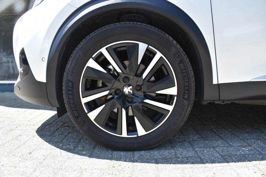 Peugeot e-2008 GT-Line EV 50 kWh / Cruise control / Panoramisch schuifdak / Lane assist